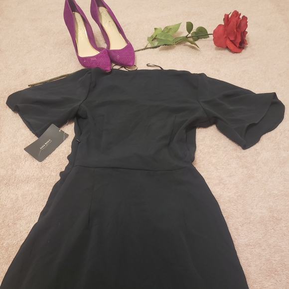 Zara Wrap Dress - Picture 11 of 11